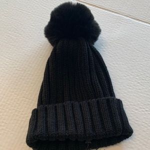 *NWT*BCBG Black Knit Hat/Beanie w/Faux Fur Pom Pom